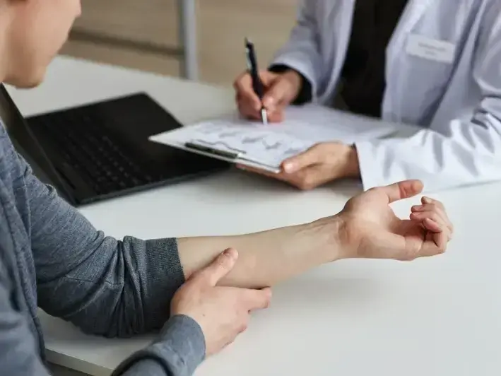 Chiropractic Consultation and Diagnosis service in Hinesville